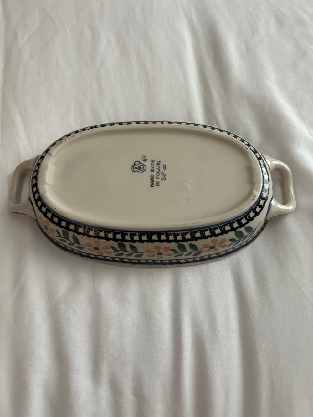 Polish Pottery Hand-Painted Oval Serving Dish in Blue and Yellow - Picture 2 of 5